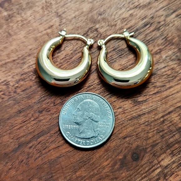 Earrings - Picture 3 of 3